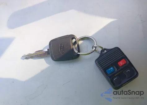 2004 Ford Explorer из США, поврежденный, VIN 1FMZU74K244B97912